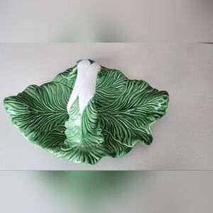 VNTG Majolica Late 20th Century Bordallo Pinheiro Cabbageware Serving Platter.